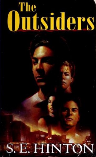 Novel: The Outsiders (9780140385724)